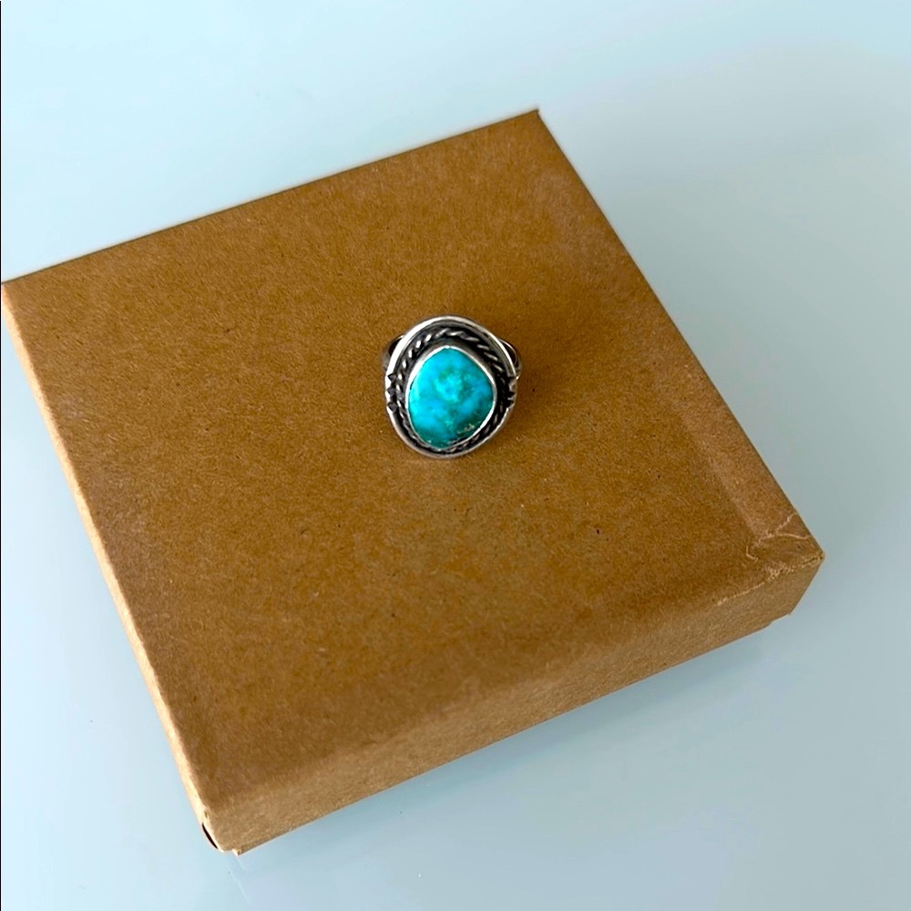 Silver Southwestern Turquoise Ring